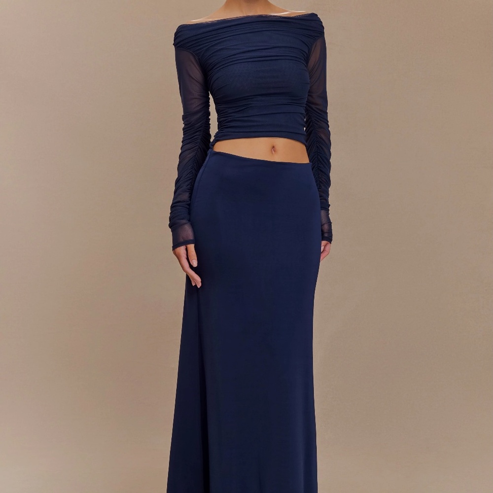 MESHKI Slinky Off Shoulder Maxi Dress - Dark Navy (XS)